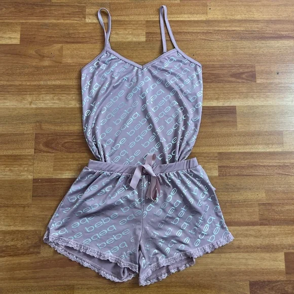 ♡bebe♡　0226 Asymmetric Butterfly Tank Top – bebe